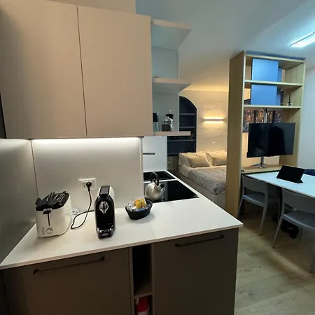 Apartment Loft Bosco Verticale - Isola Milan